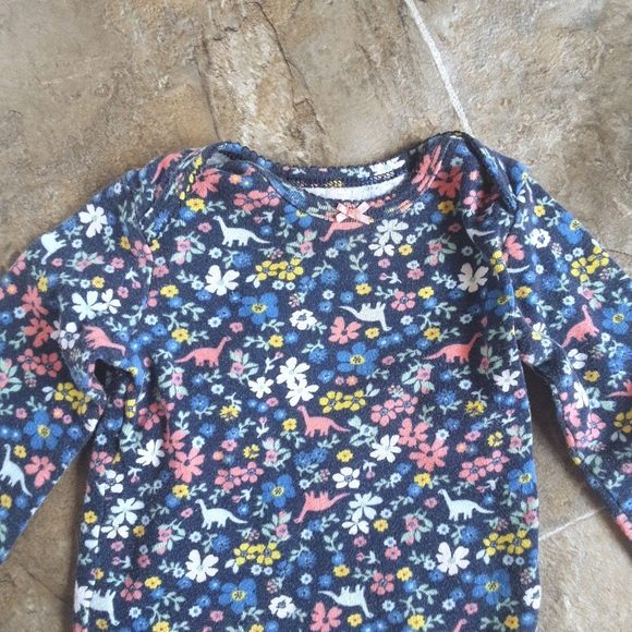 Carter's 12 months - Picture 2 of 4